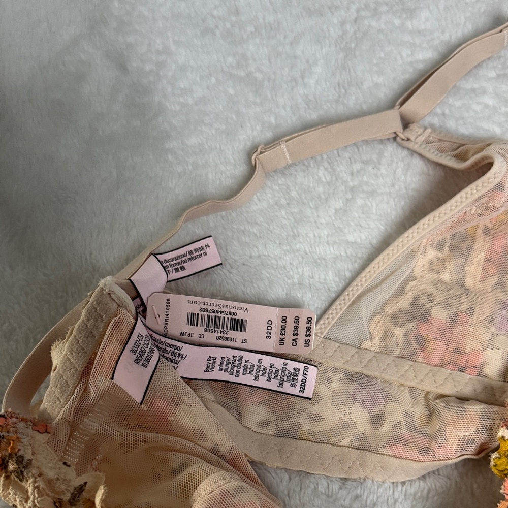 Victoria's Secret Floral Lace Bra - Multicolor - Picture 2 of 4